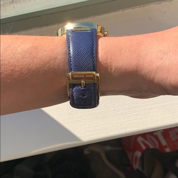 Blue and gold Michael Kors watch - Picture 2 of 3